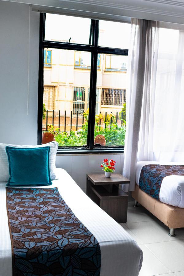 בוגוטה Hotel Central House A 5 Min De La Embajada Americana מראה חיצוני תמונה