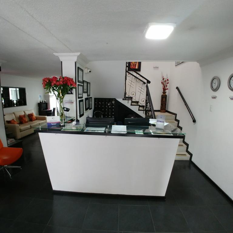 בוגוטה Hotel Central House A 5 Min De La Embajada Americana מראה חיצוני תמונה