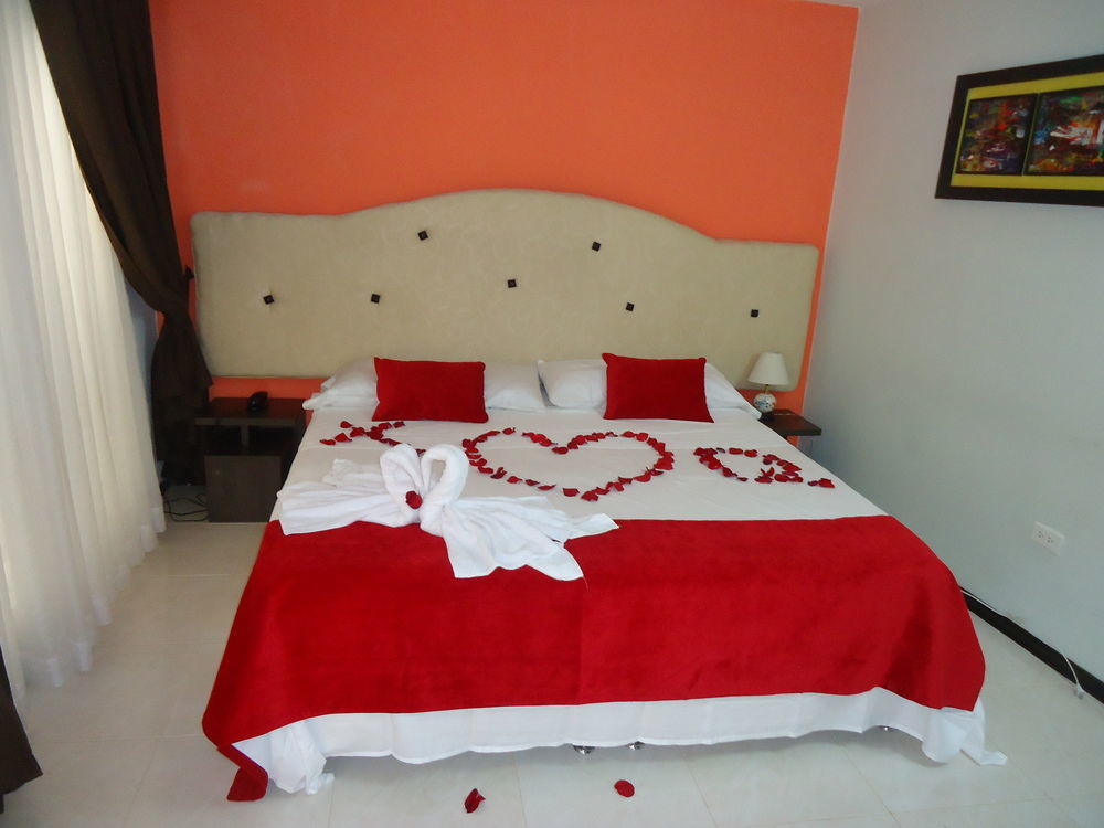 בוגוטה Hotel Central House A 5 Min De La Embajada Americana מראה חיצוני תמונה