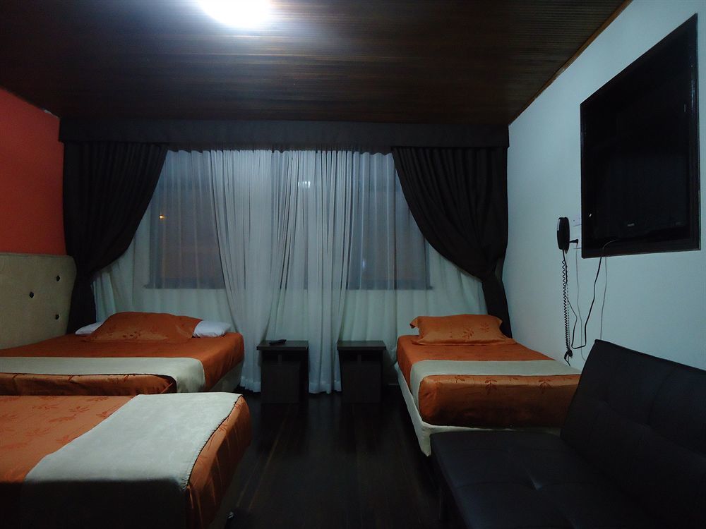 בוגוטה Hotel Central House A 5 Min De La Embajada Americana מראה חיצוני תמונה