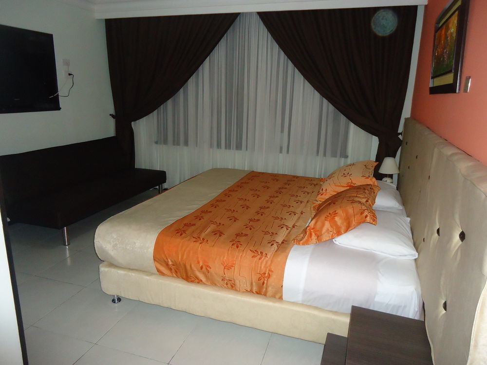 בוגוטה Hotel Central House A 5 Min De La Embajada Americana מראה חיצוני תמונה