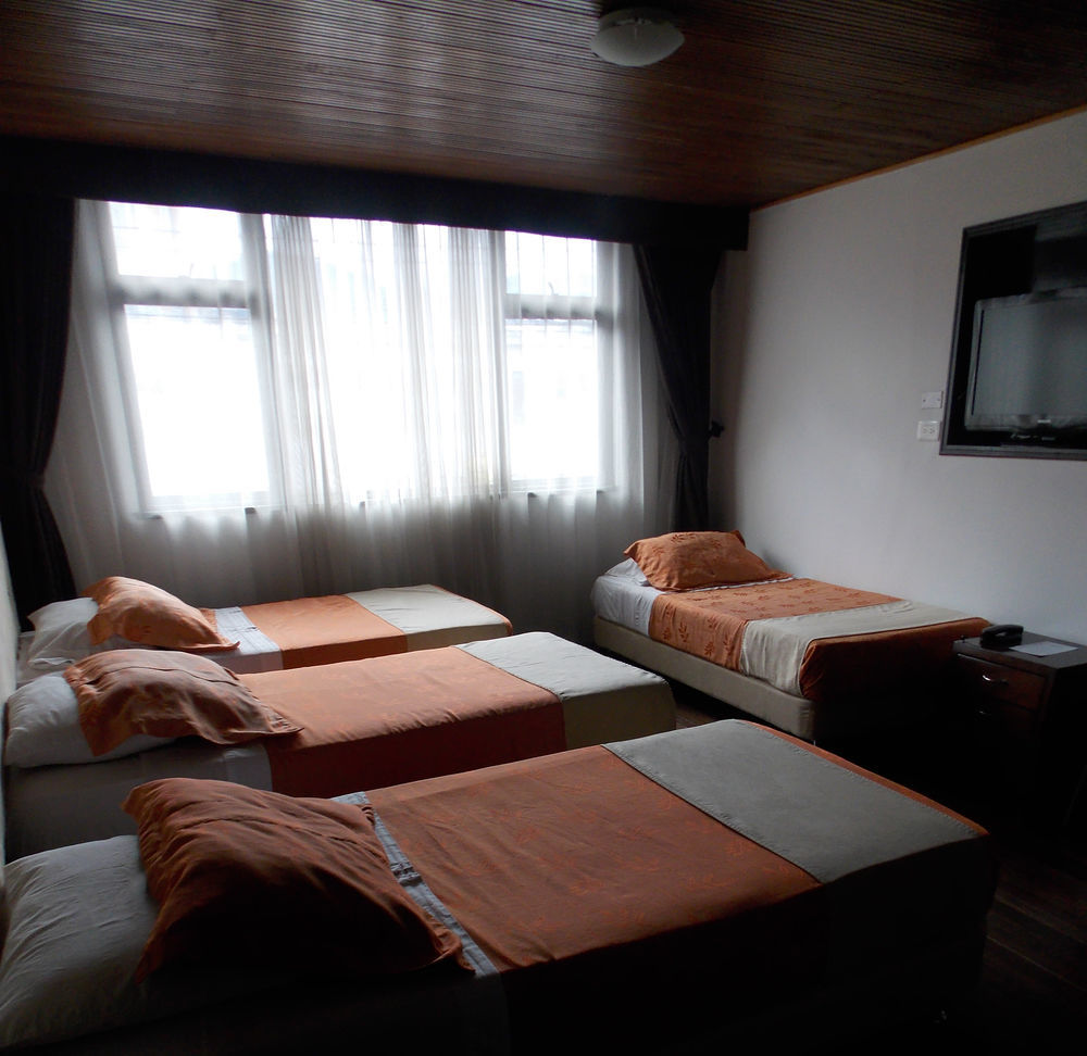 בוגוטה Hotel Central House A 5 Min De La Embajada Americana מראה חיצוני תמונה