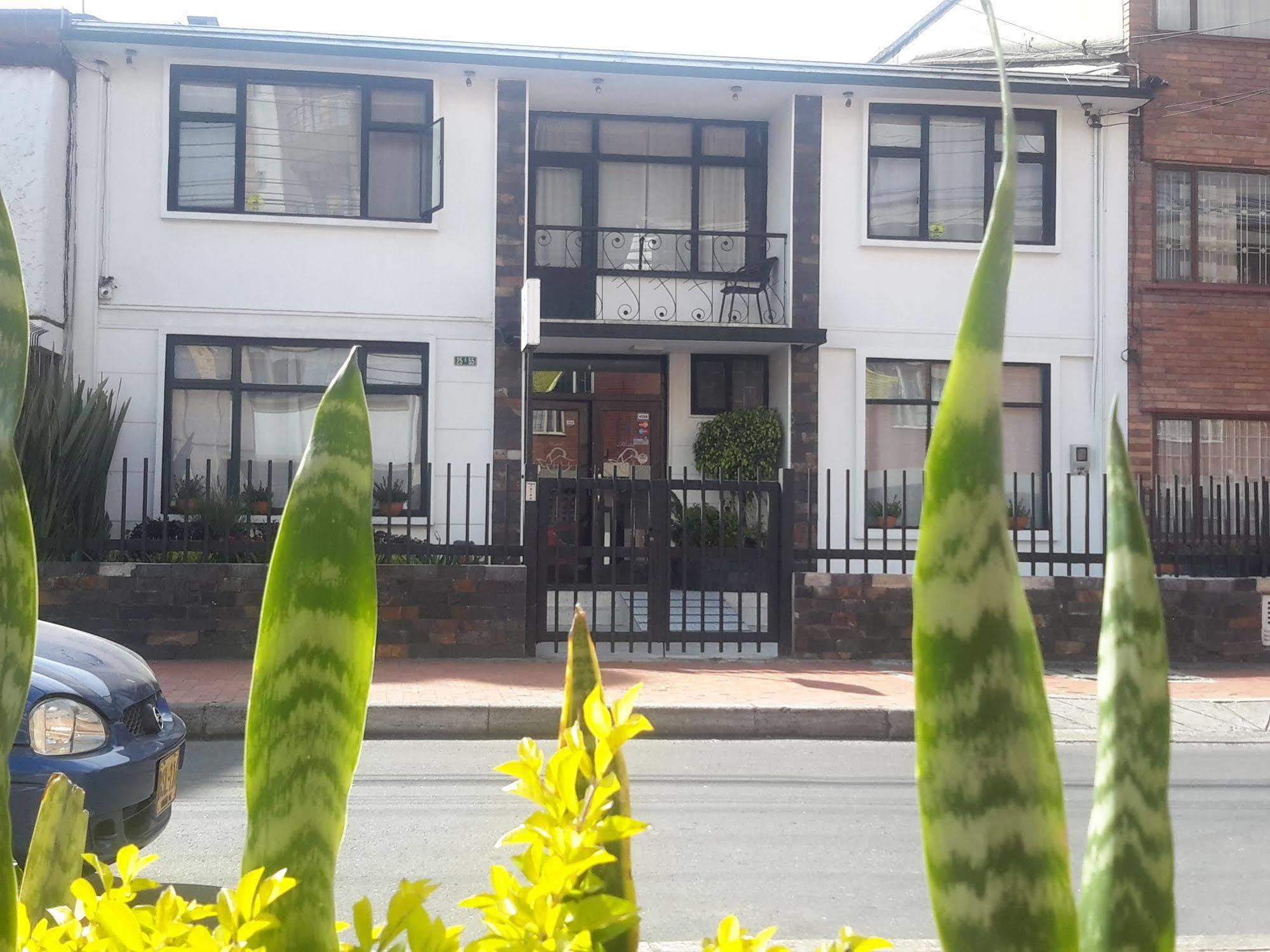 בוגוטה Hotel Central House A 5 Min De La Embajada Americana מראה חיצוני תמונה