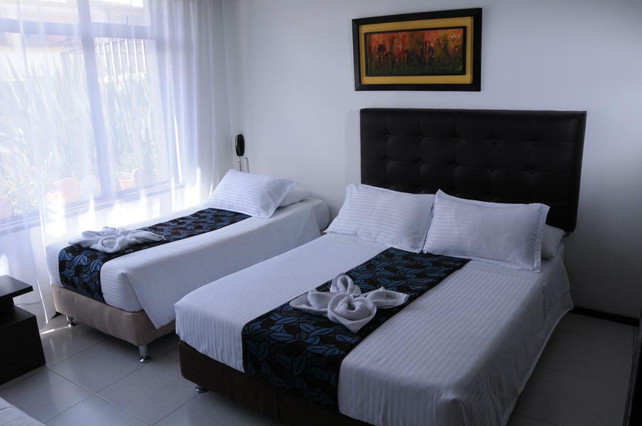 בוגוטה Hotel Central House A 5 Min De La Embajada Americana מראה חיצוני תמונה