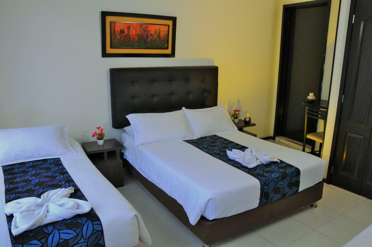 בוגוטה Hotel Central House A 5 Min De La Embajada Americana מראה חיצוני תמונה