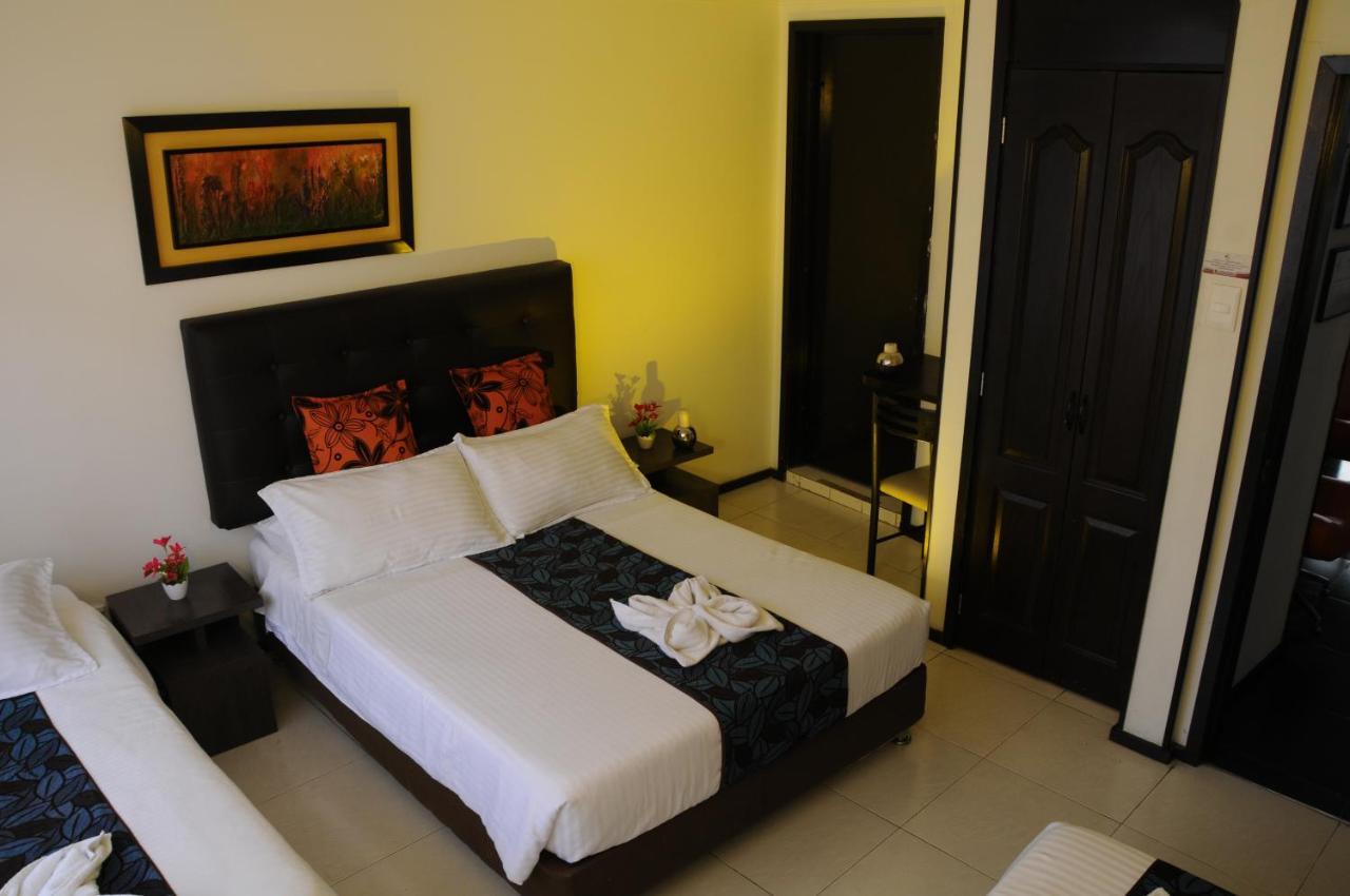 בוגוטה Hotel Central House A 5 Min De La Embajada Americana מראה חיצוני תמונה